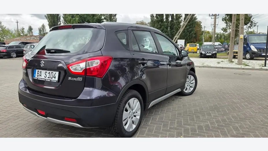 SUZUKI S-Cross -
