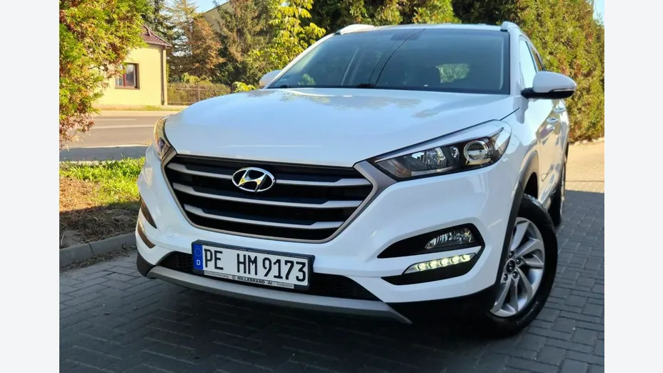 HYUNDAI Tucson -