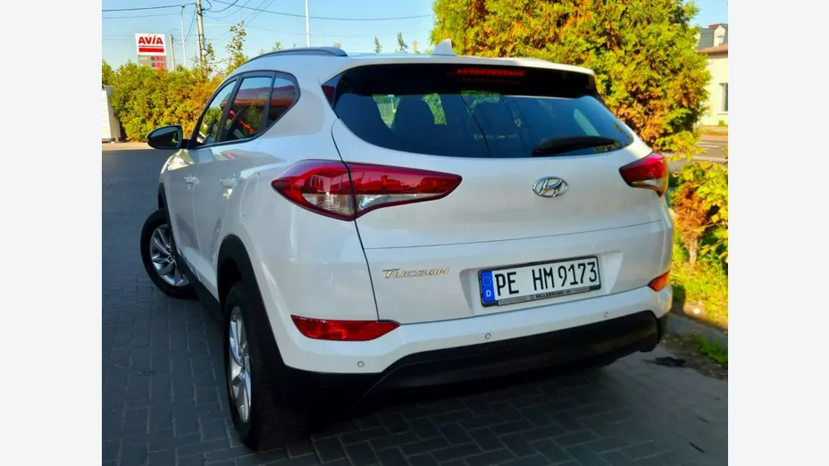 HYUNDAI Tucson -