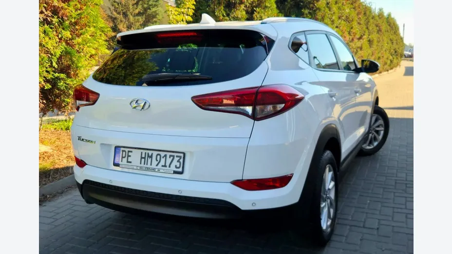 HYUNDAI Tucson -