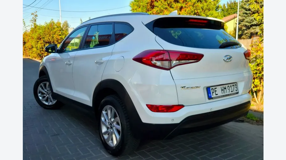 HYUNDAI Tucson -