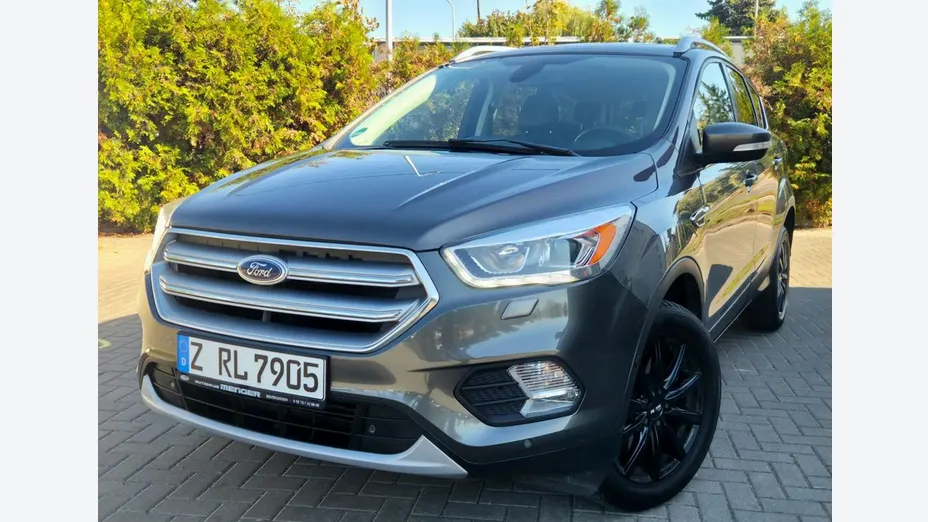 FORD Kuga -