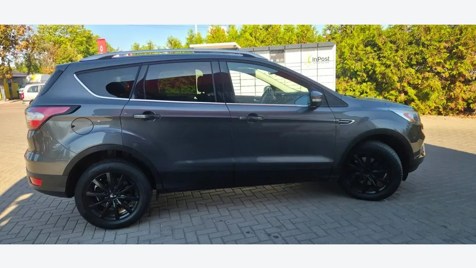 FORD Kuga -