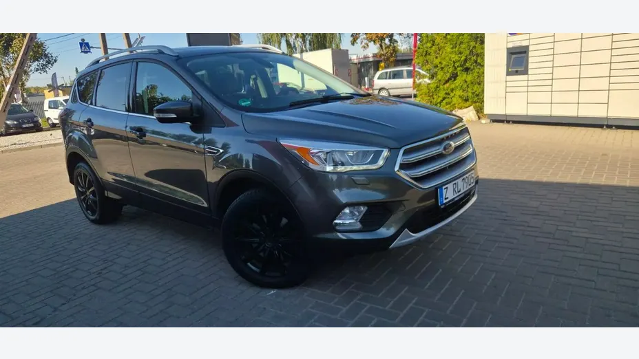 FORD Kuga -