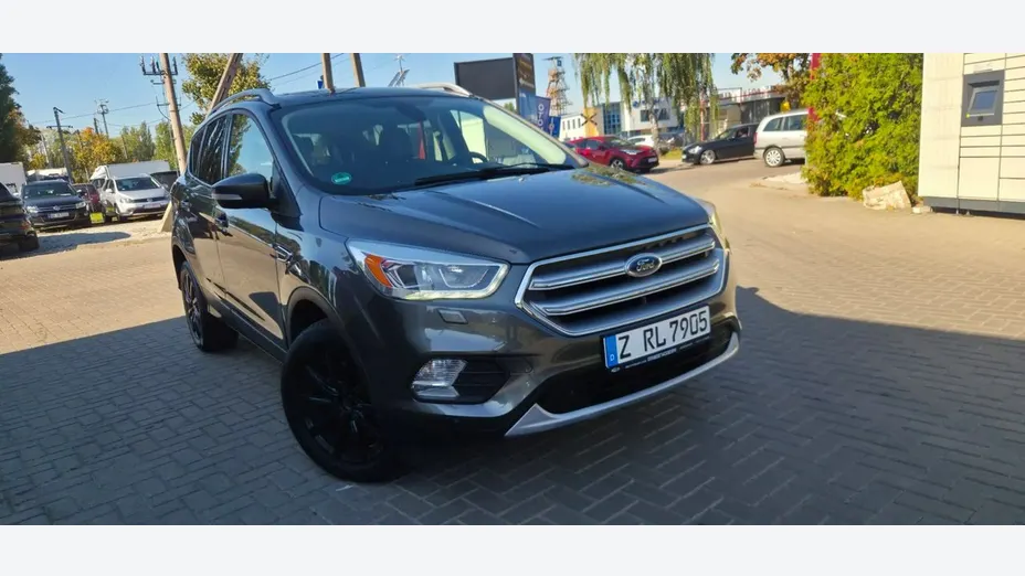 FORD Kuga -