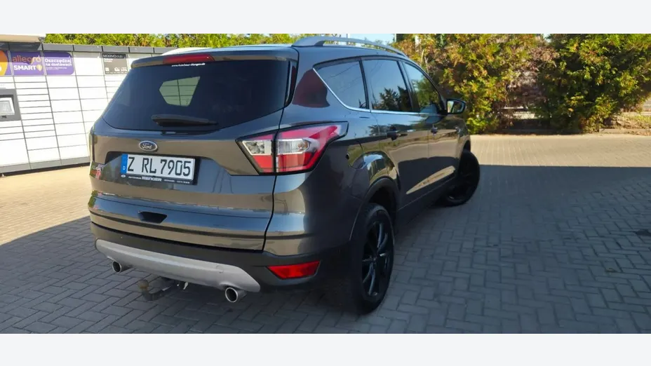 FORD Kuga -
