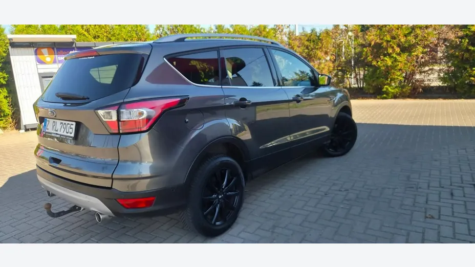 FORD Kuga -