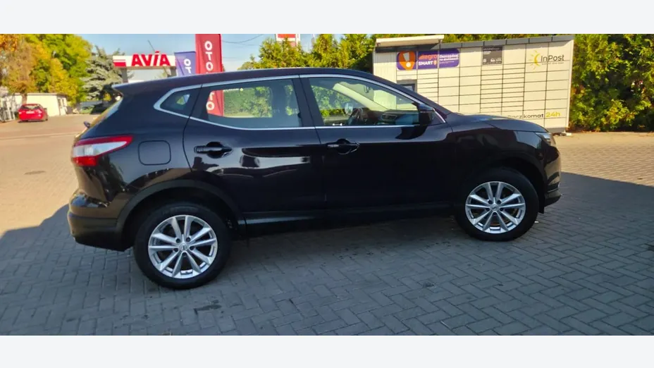 NISSAN Qashqai -