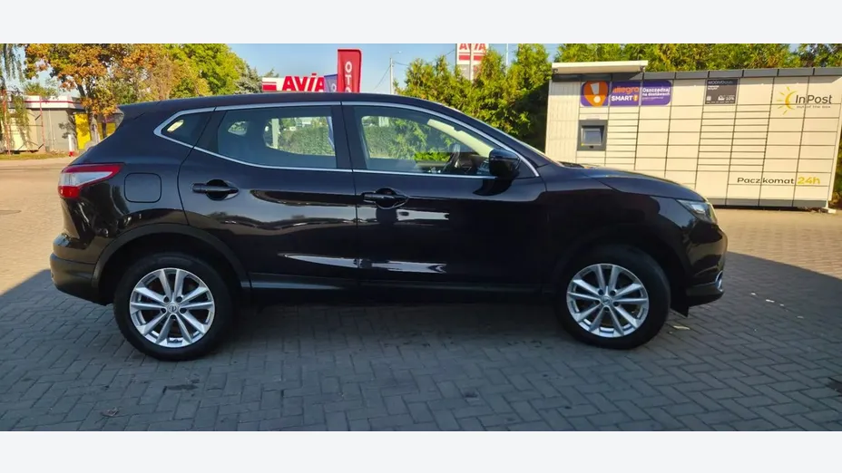 NISSAN Qashqai -