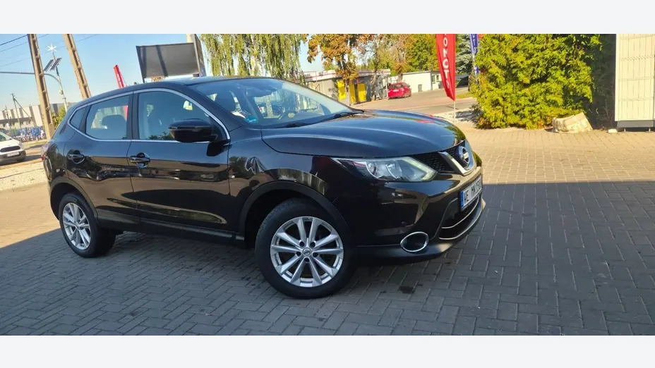 NISSAN Qashqai -