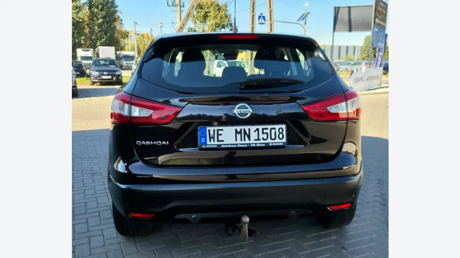 NISSAN Qashqai -