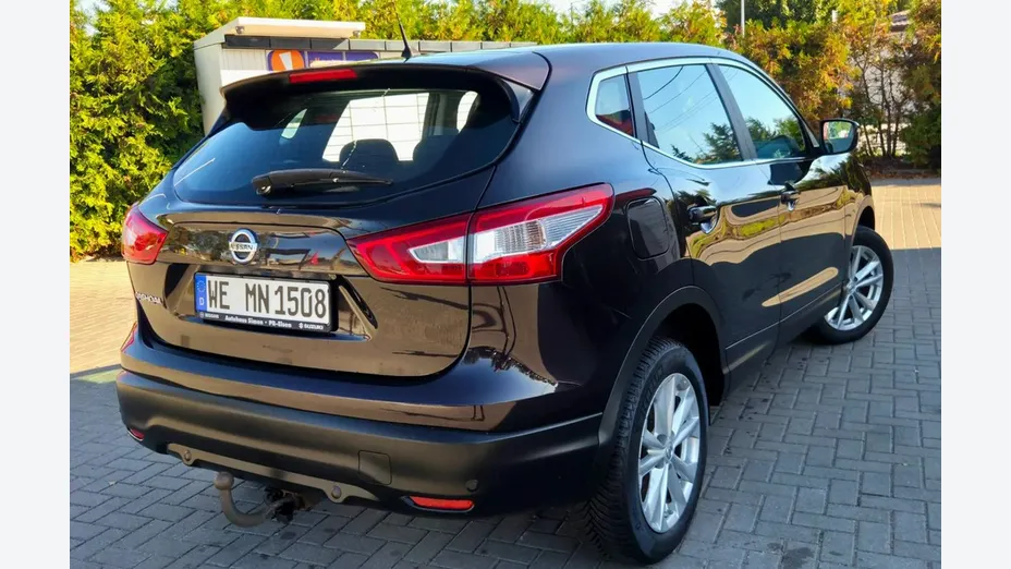 NISSAN Qashqai -