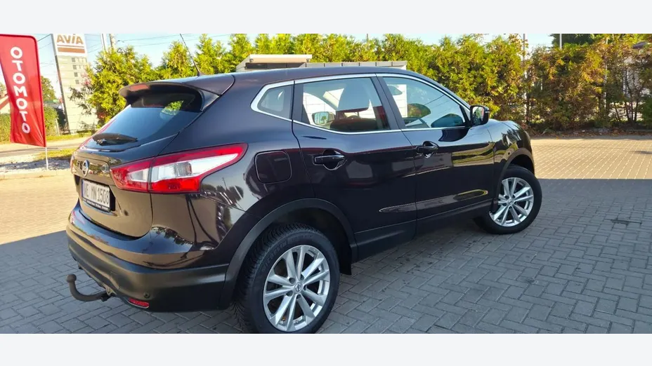 NISSAN Qashqai -