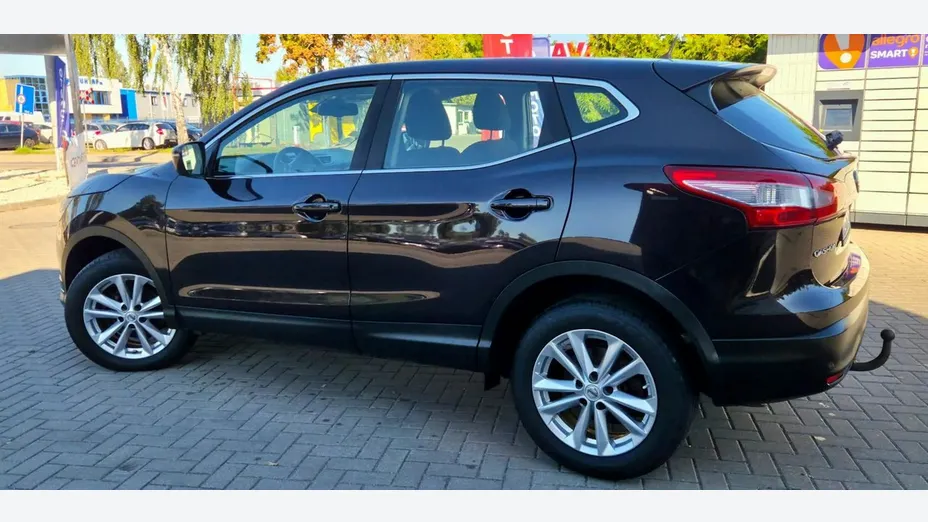 NISSAN Qashqai -