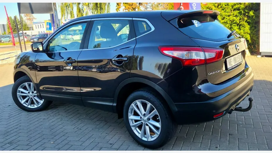 NISSAN Qashqai -