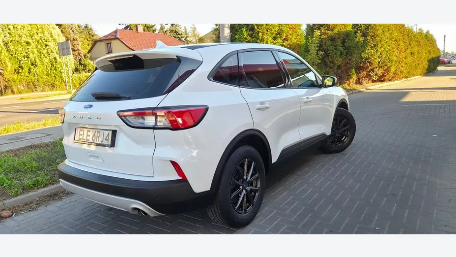 FORD Kuga -