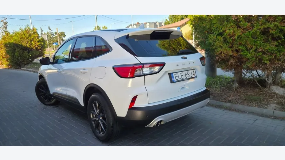 FORD Kuga -