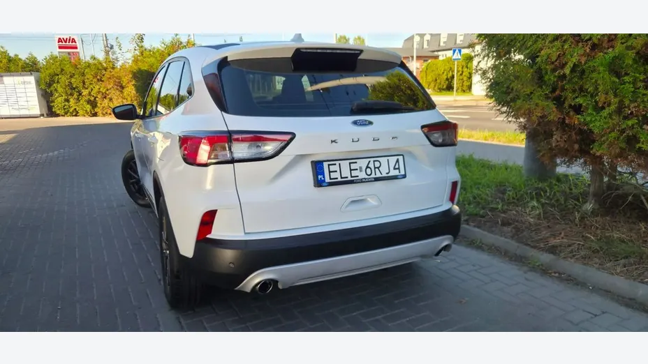 FORD Kuga -