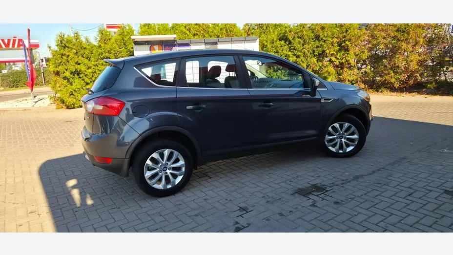 FORD Kuga -
