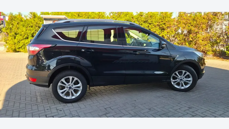 FORD Kuga -