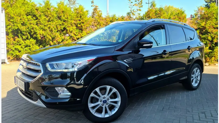 FORD Kuga -