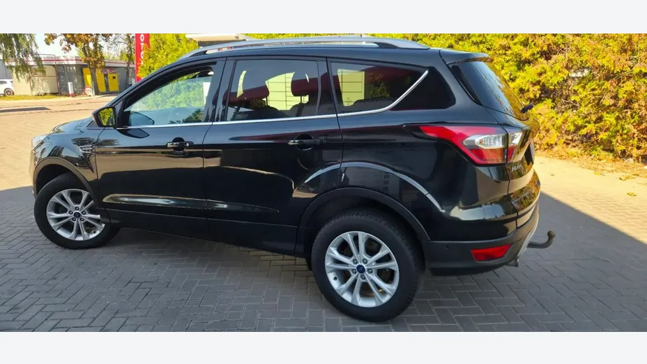 FORD Kuga -