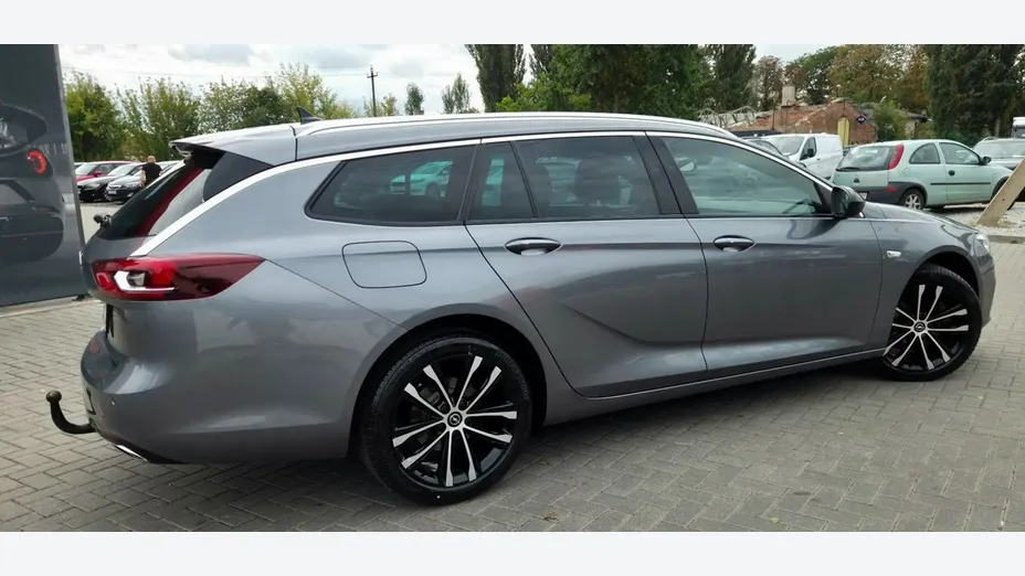 OPEL Insignia -