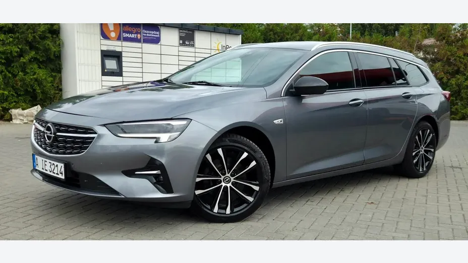 OPEL Insignia -