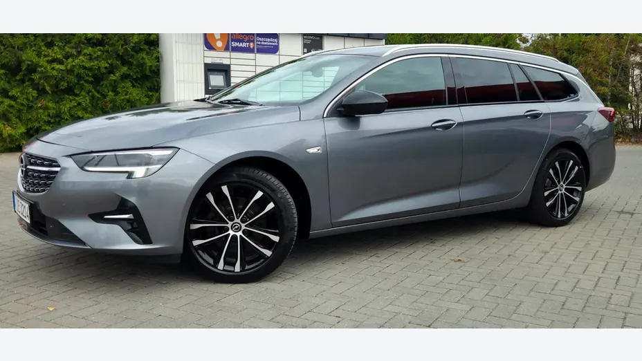 OPEL Insignia -
