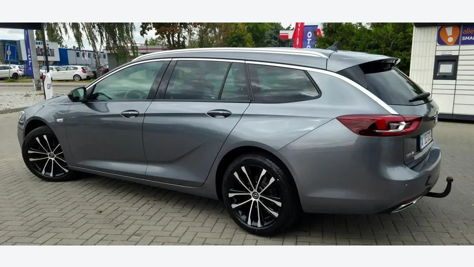 OPEL Insignia -