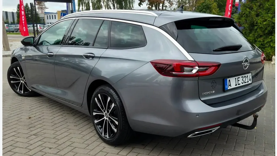 OPEL Insignia -
