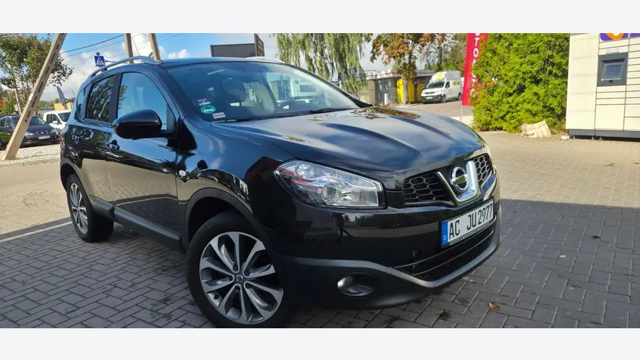 NISSAN Qashqai -