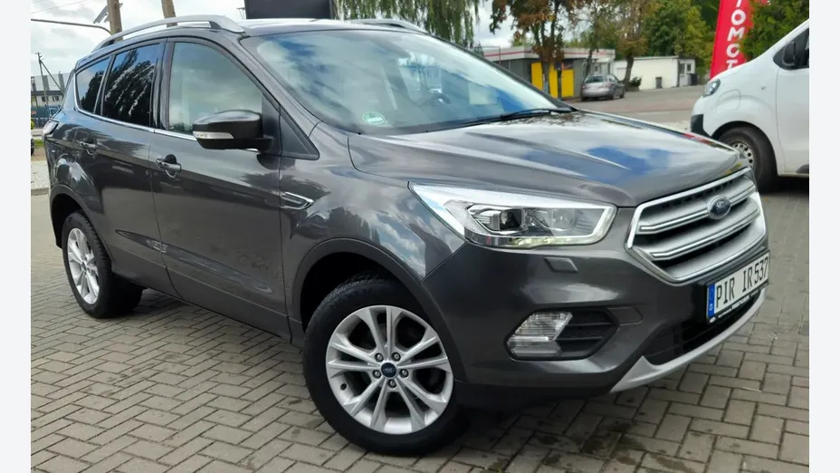 FORD Kuga -