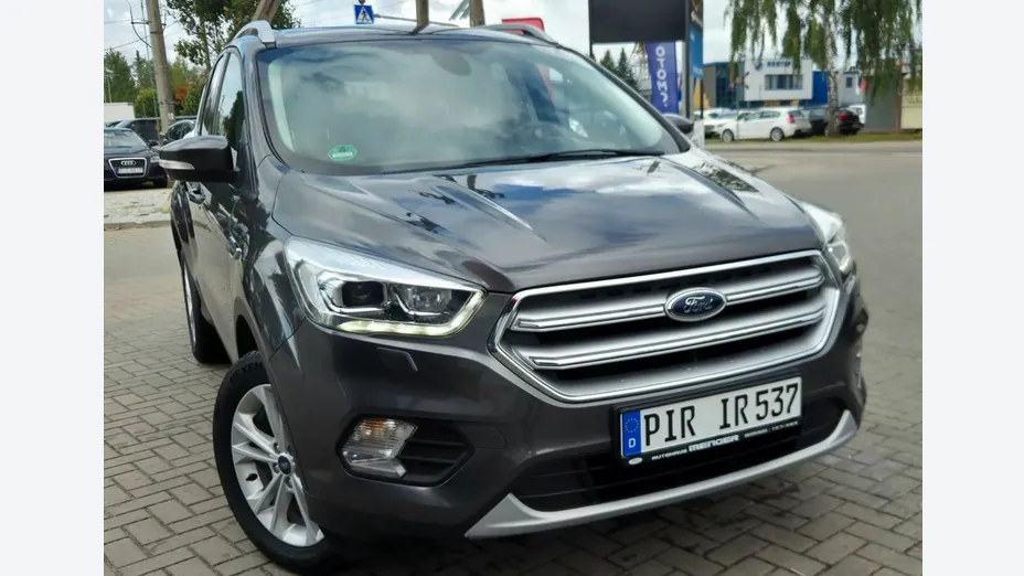 FORD Kuga -