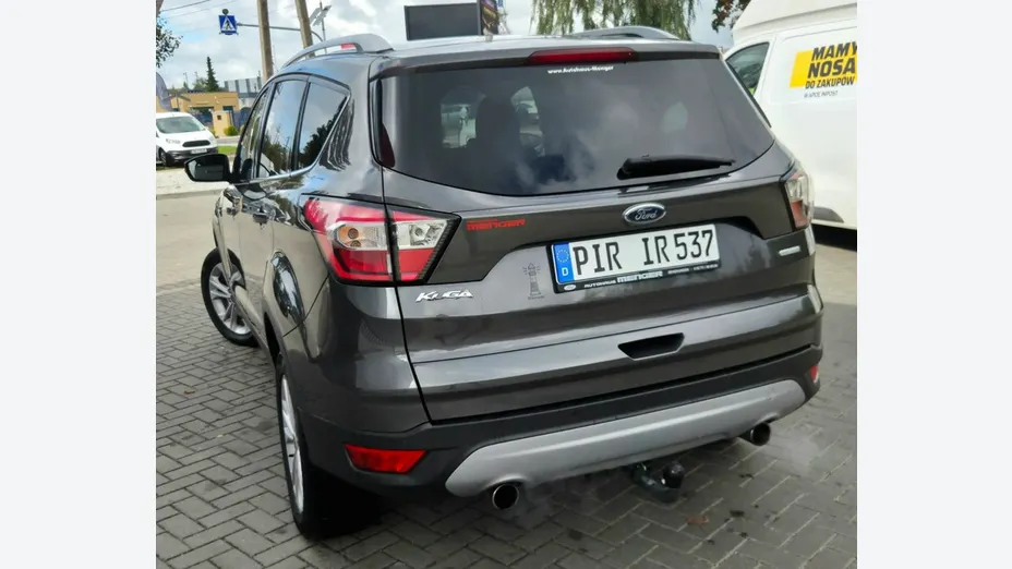 FORD Kuga -