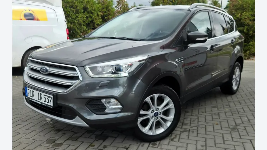 FORD Kuga -
