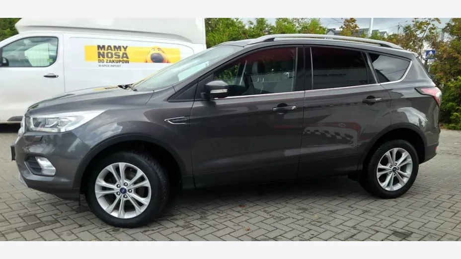 FORD Kuga -