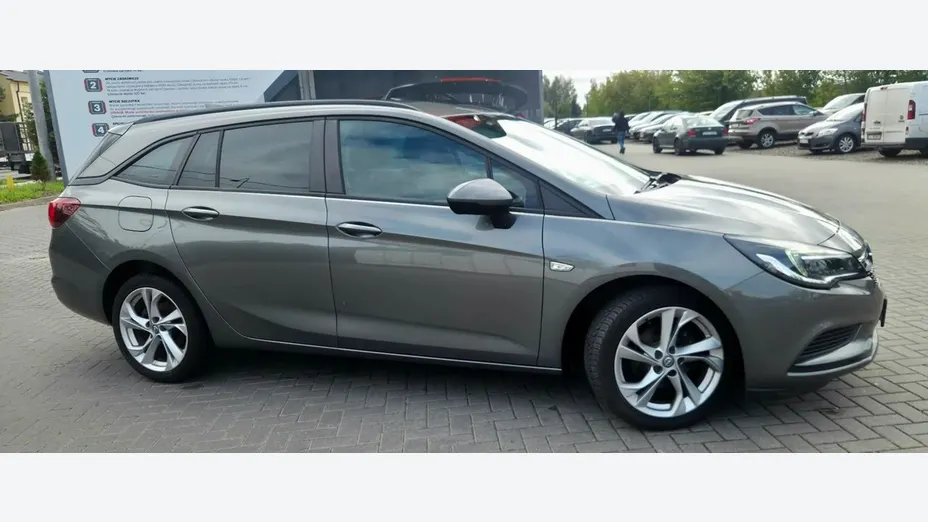 OPEL Astra -
