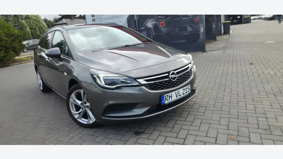 OPEL Astra -