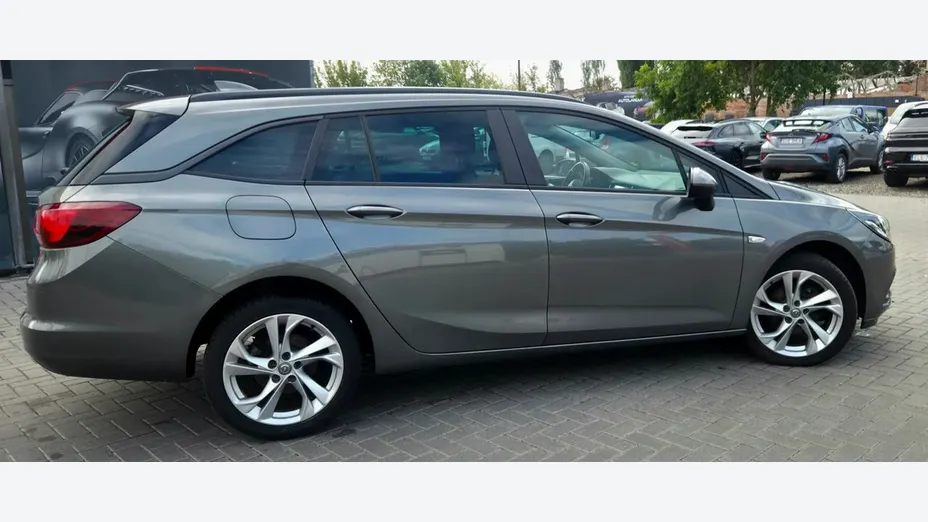 OPEL Astra -