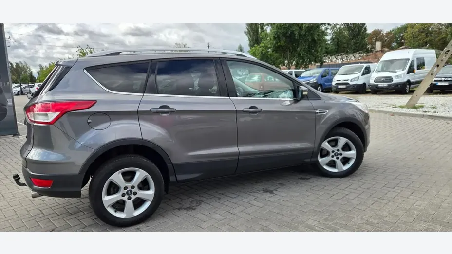 FORD Kuga -