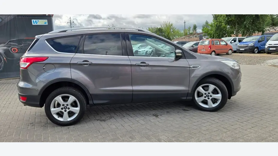 FORD Kuga -
