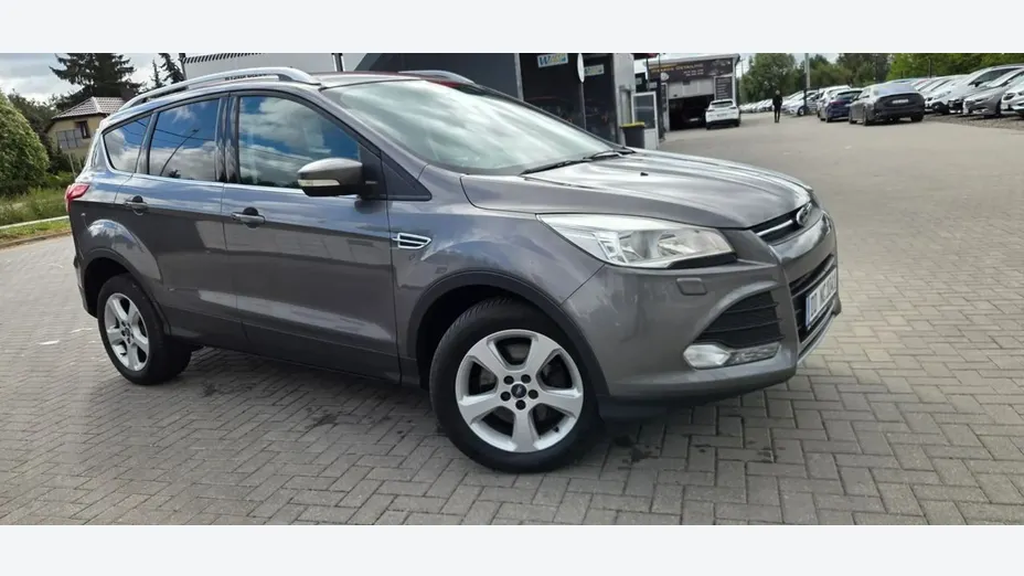 FORD Kuga -