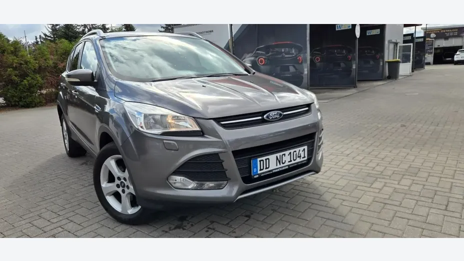 FORD Kuga -