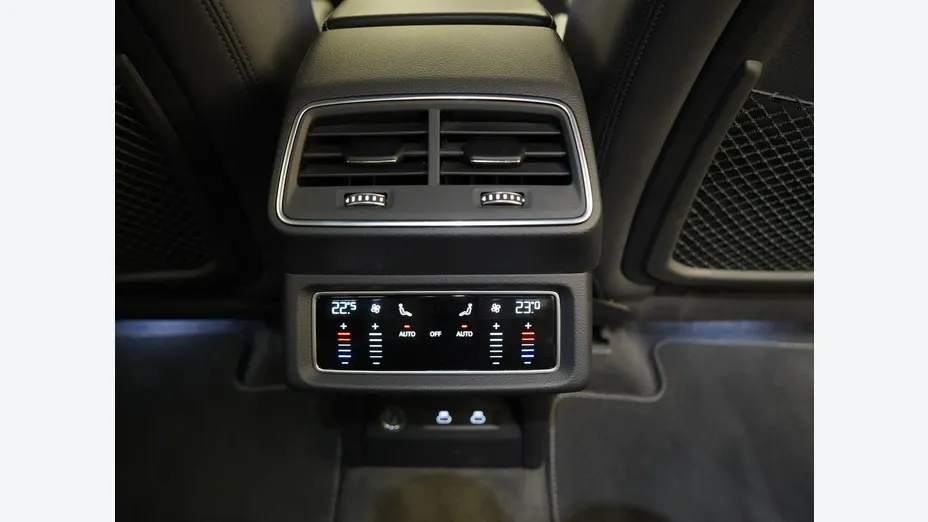 AUDI e-tron Sportback -