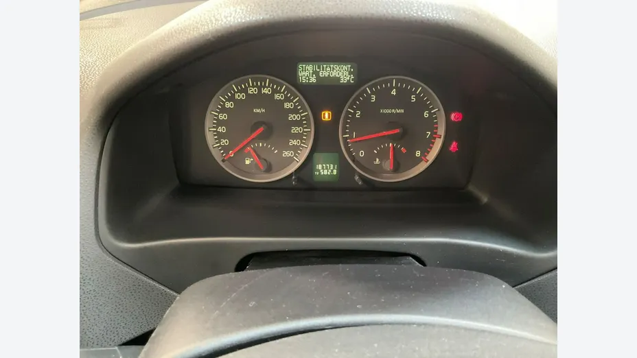 VOLVO V50 -