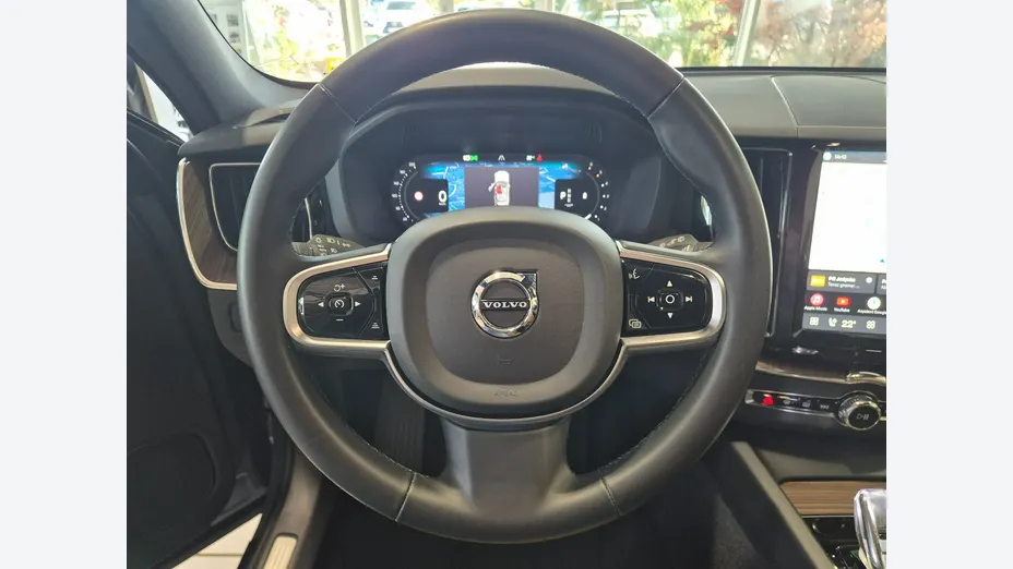 VOLVO XC60 -