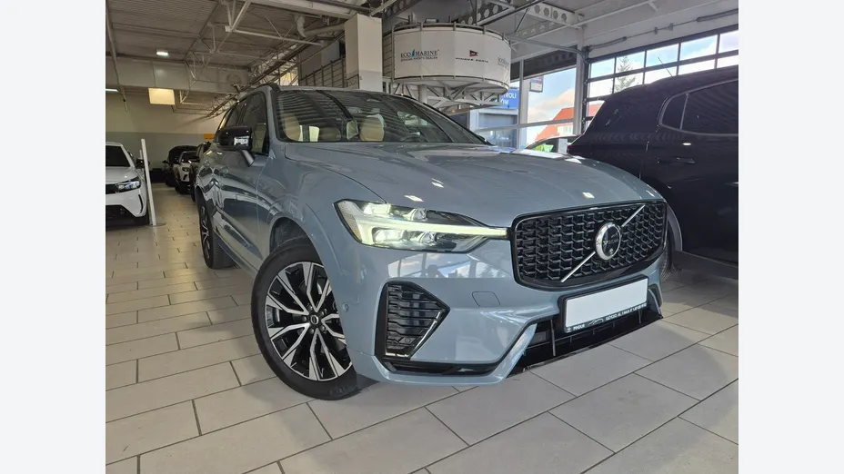VOLVO XC60 -