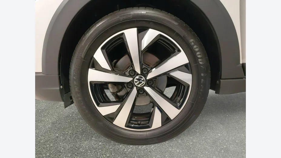 VOLKSWAGEN Taigo -
