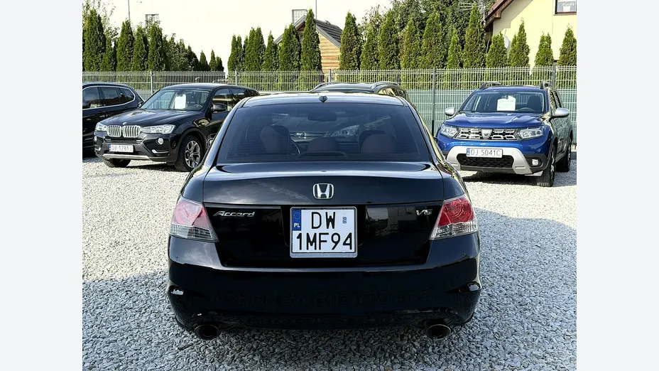 HONDA Accord -